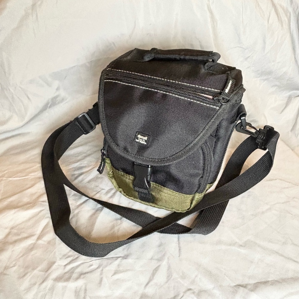 Denali Tech Camera Bag Green‎ Black